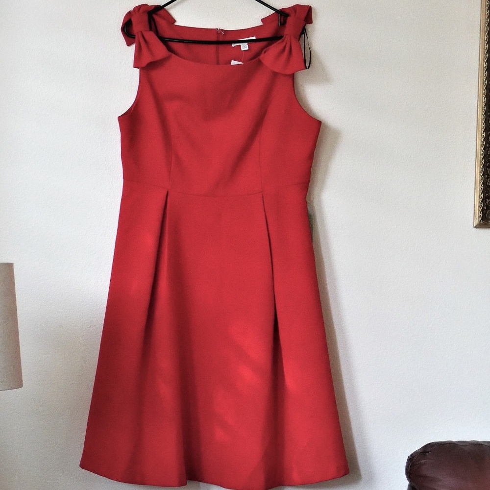 NWT 1901 Sleeveless Red Flare Bow Shoulder Dress - Picture 4 of 8